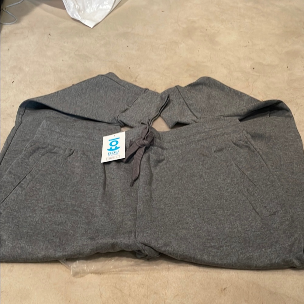 Gray Track Pants with Relaxed Fit and Elastic Waistband size L new